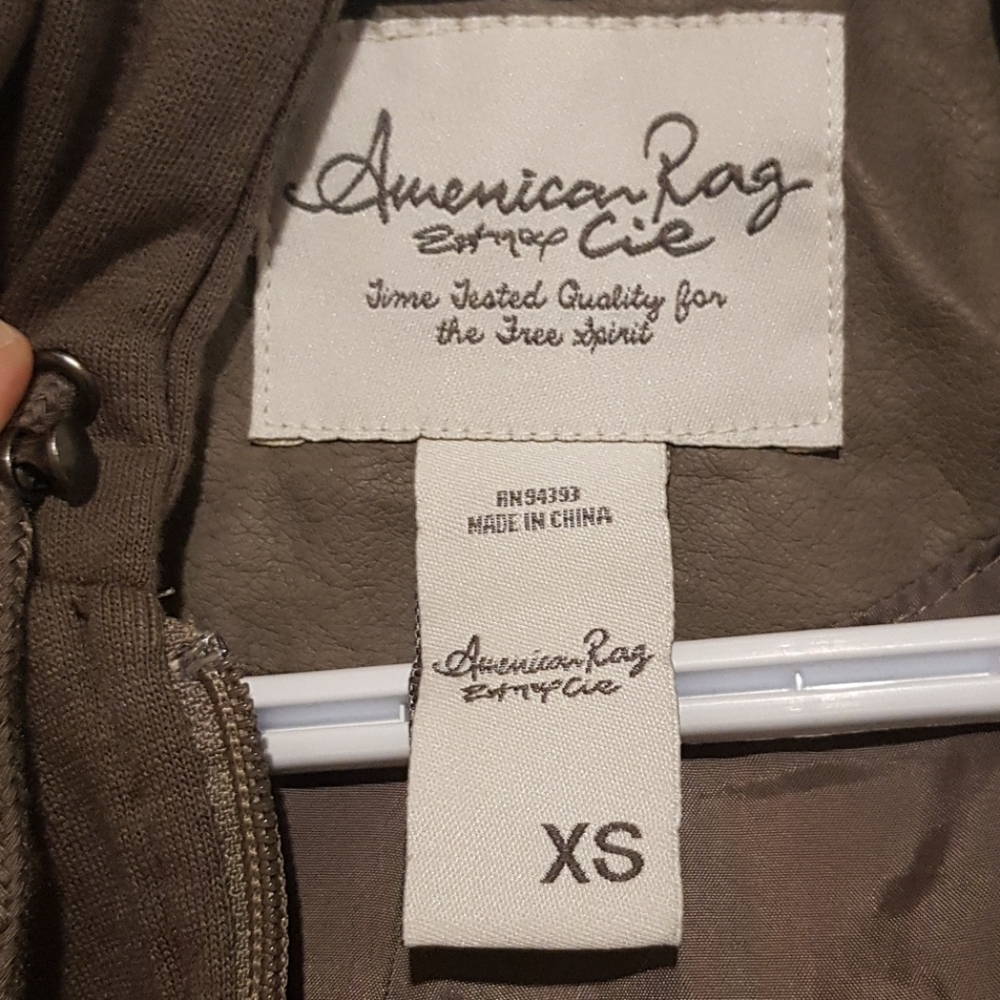 American Rag leather type jacket - Picture 3 of 6